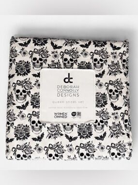 Deborah Connolly Designs Queen Sheet Set Skull Bat Floral Gothic Black  & White